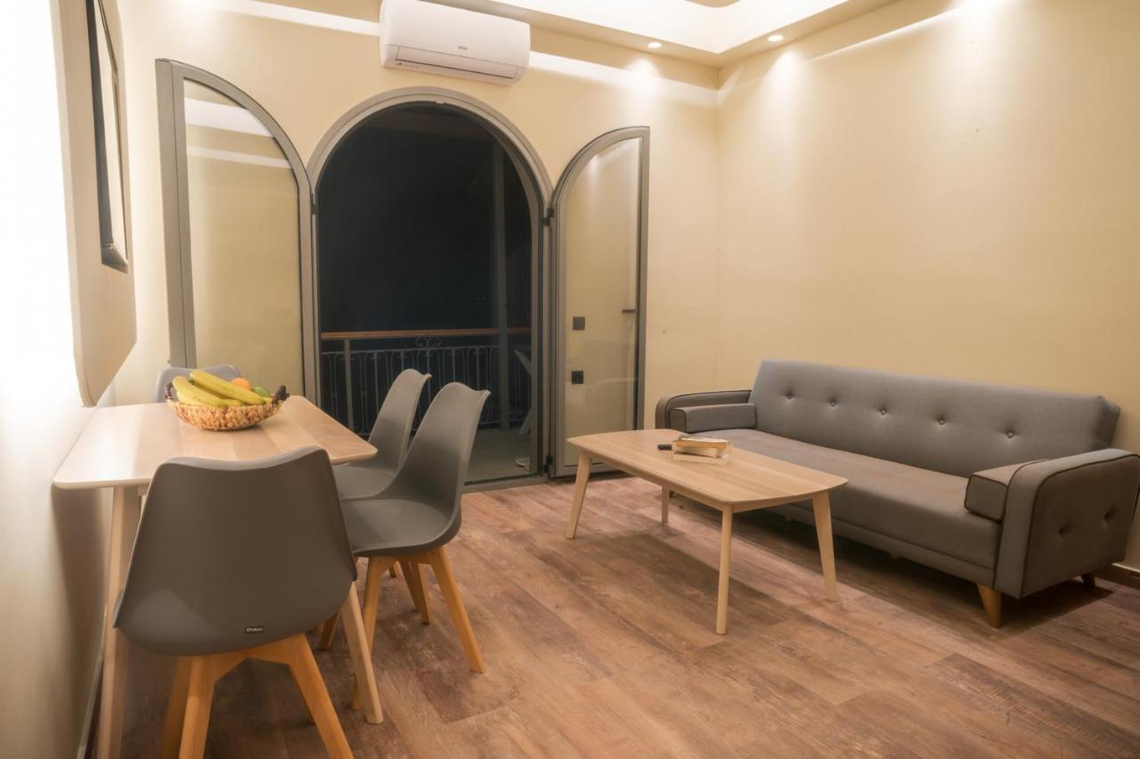 Seven Keys Luxury Suites Achilleion Exterior photo