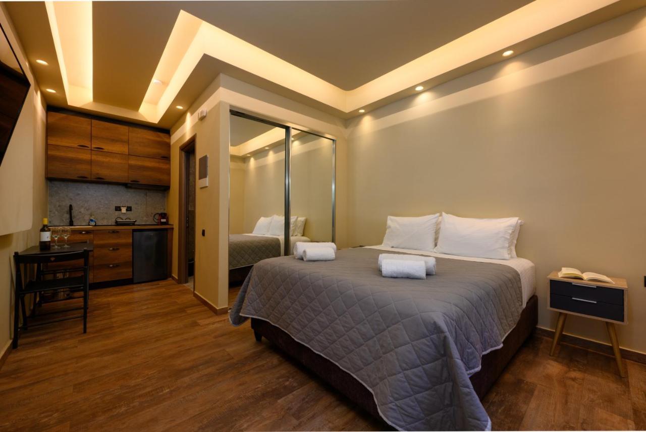 Seven Keys Luxury Suites Achilleion Exterior photo